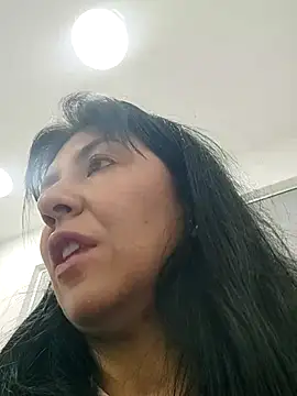 aisha latina online show from September 9, 3:12 pm