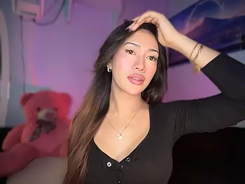 Jasmine Elcock online show from November 23, 3:57 pm