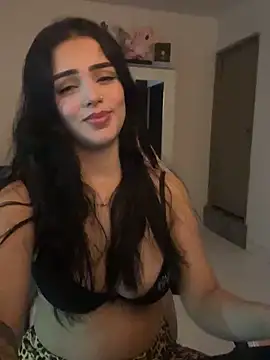 anniehart online show from December 3, 1:52 am