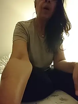 Susannemilf online show from December 2, 4:36 am