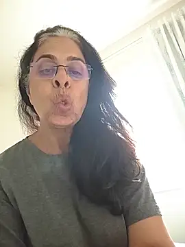 Susannemilf online show from November 24, 6:54 pm