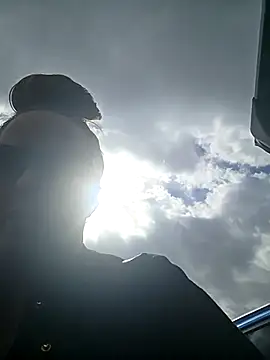 julimonroe online show from April 3, 4:16 pm