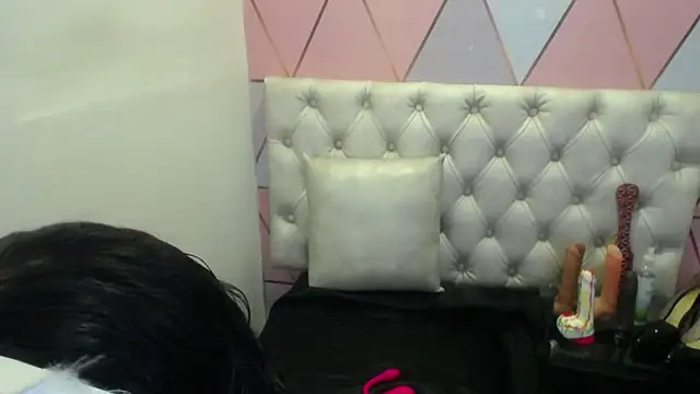 greatASS Latina online show from June 5, 11:38 am