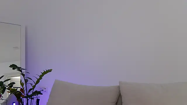 Fallinlove1 online show from March 11, 1:14 pm