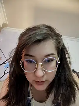Snapshot of HunnyyLove chatting on September 23, 6:39 pm HunnyyLove online show from September 23, 6:39 pm