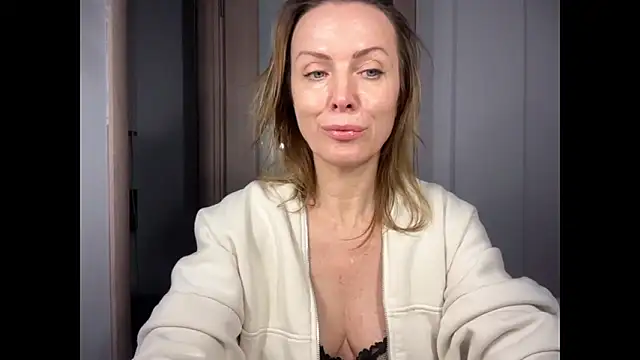 RachellAmazing online show from January 9, 8:46 pm