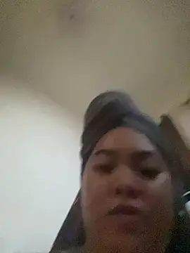 newasiangirl online show from June 16, 9:32 am