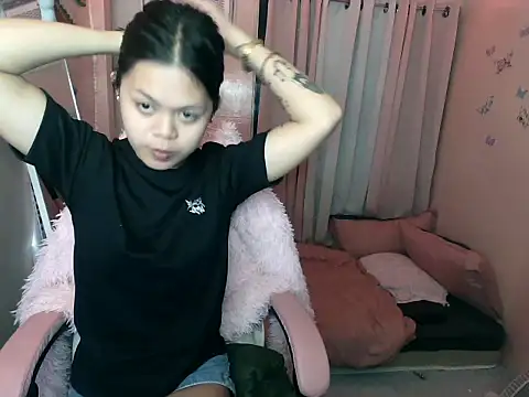 young salsalita online show from October 16, 1:14 pm