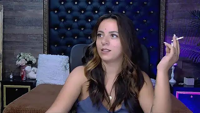 PlayfulElla online show from October 14, 11:24 am