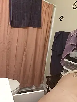 bootiebby online show from February 12, 7:21 am