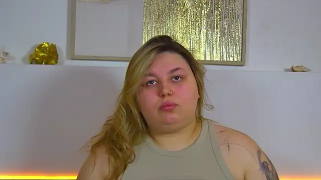 LillianKim online show from March 3, 7:09 pm