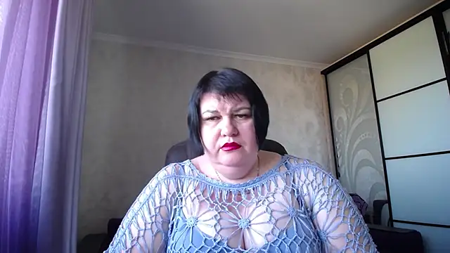 Snapshot of JuicyLady_Di chatting on September 22, 10:35 am JuicyLady Di online show from September 22, 10:35 am
