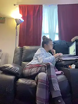 bustybunny25 online show from December 17, 2:54 pm