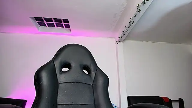 yesie hot online show from March 30, 12:21 am