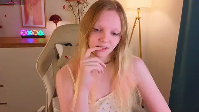 evangel1ne online show from November 28, 11:52 pm