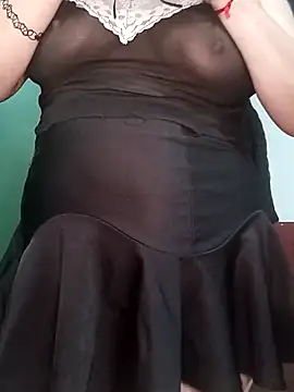 La pauli latina online show from December 2, 7:10 am