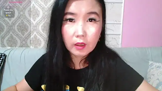 Snapshot of Bet_Lu chatting on September 22, 9:30 am Bet Lu online show from September 22, 9:30 am