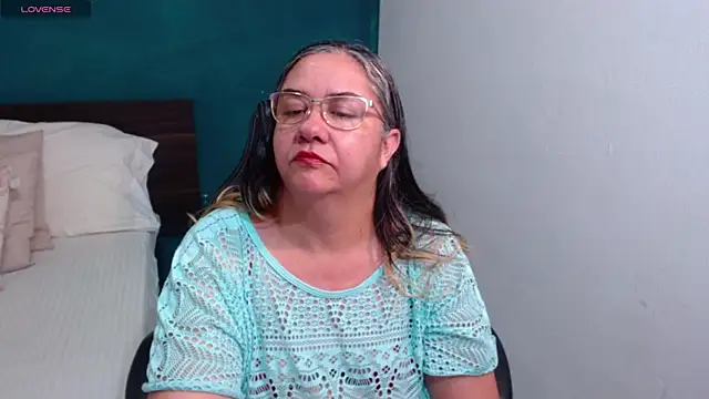 scaelettdubois online show from January 18, 12:29 am