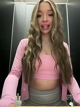 barbiehumpxxx online show from April 16, 12:44 am