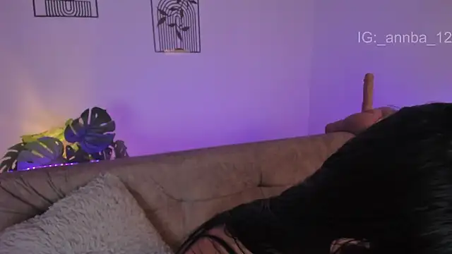 annie barozzi online show from March 24, 1:22 am