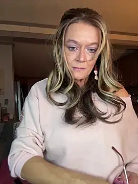 cowgirlc online show from February 4, 3:31 am