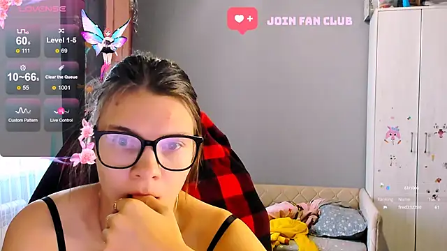 MollyLollipop online show from October 1, 5:01 am