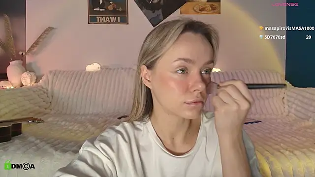 Kylie Desire online show from December 19, 3:54 am