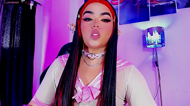 Alexandra Hornny online show from April 15, 3:12 pm