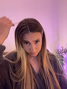 Eva Ryen online show from December 2, 4:42 pm