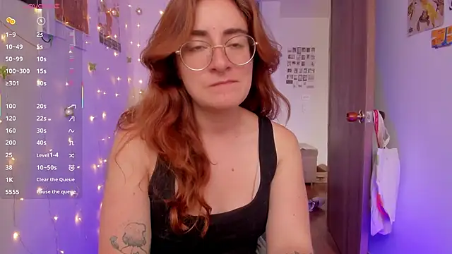 linda giggle online show from October 3, 12:32 pm