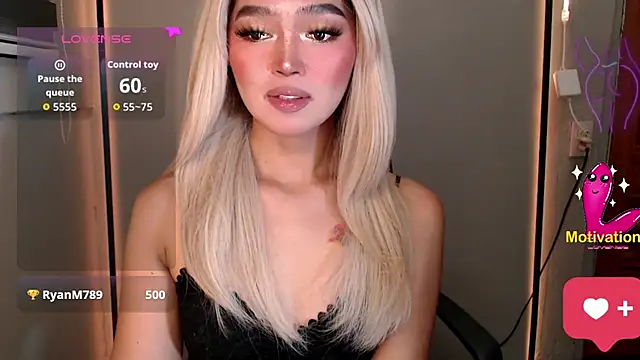 Itsme claire online show from March 21, 12:15 am