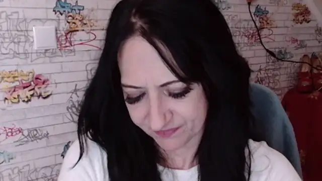 DebraMilf online show from July 2, 3:34 am