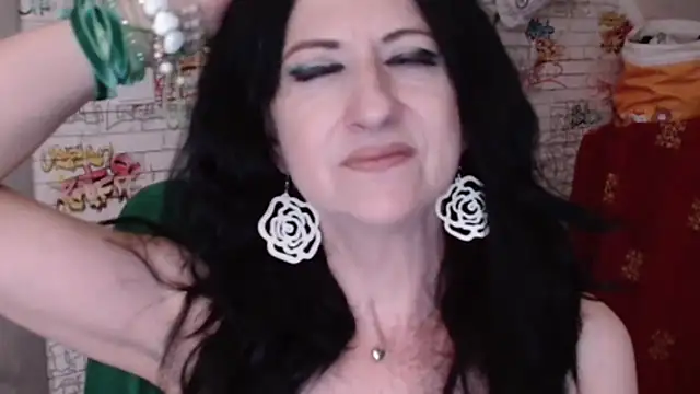 DebraMilf online show from August 2, 2:36 am