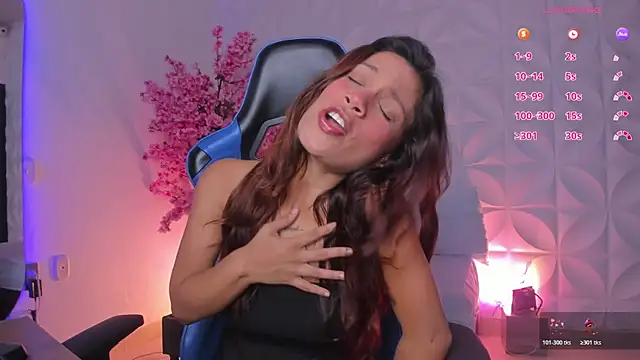 cora 22 online show from November 29, 1:26 pm