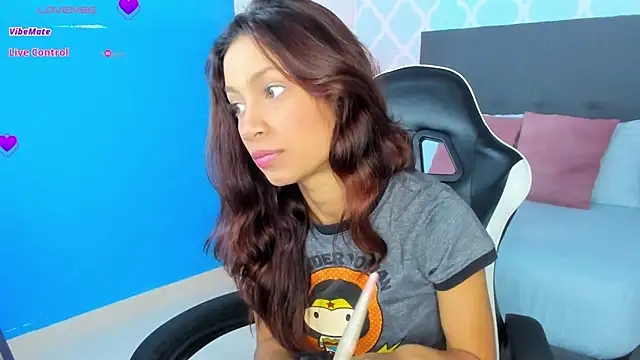 cora 22 online show from September 18, 12:47 pm