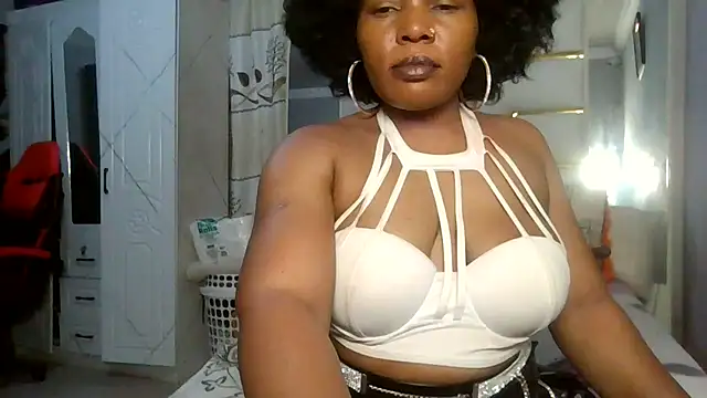 SexyyNana online show from February 8, 2:26 am