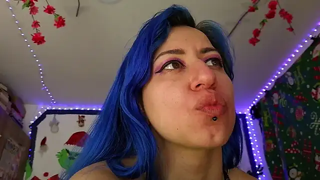 pussytight pervert online show from December 14, 11:32 pm