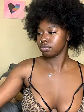 TinyBlazian901 online show from September 30, 5:57 am