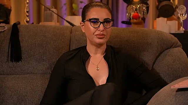 kelly kent online show from November 24, 12:12 am