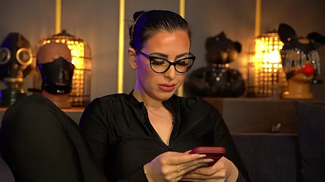 kelly kent online show from March 27, 8:53 pm