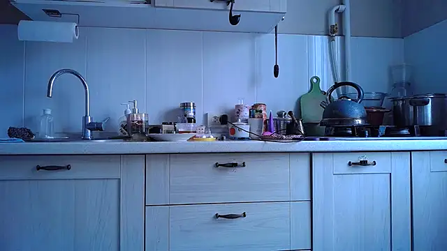 LediLedaxx online show from September 13, 7:38 am