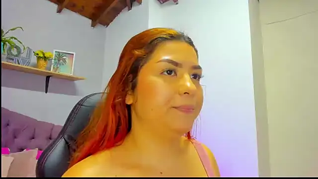 Gretta Queen online show from April 1, 6:38 pm