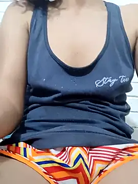 valeriaswang Lucas online show from March 6, 3:34 am