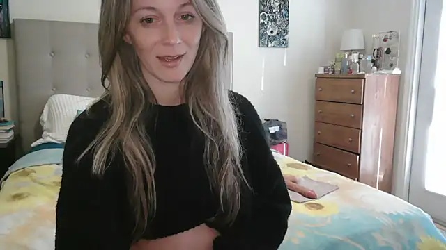 Heyitsmee33 online show from February 10, 12:52 pm