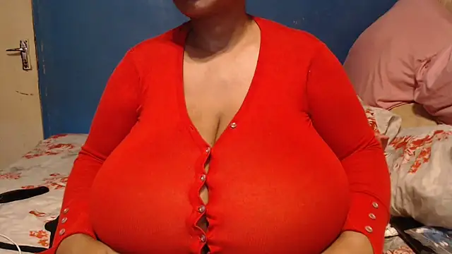 CUTEFIRMMELONSS online show from October 2, 3:55 am