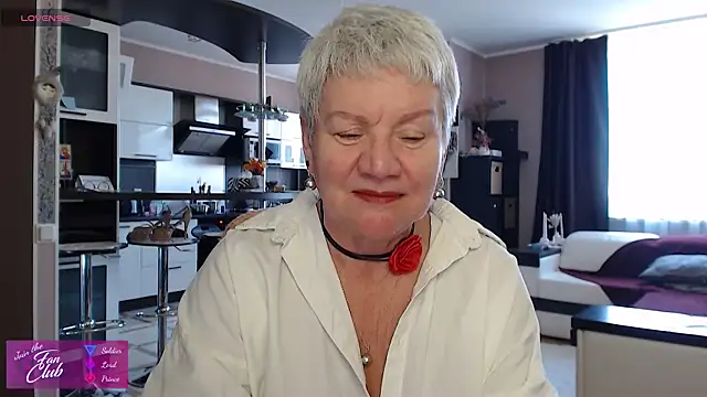 roxana brooks online show from April 1, 2:25 pm