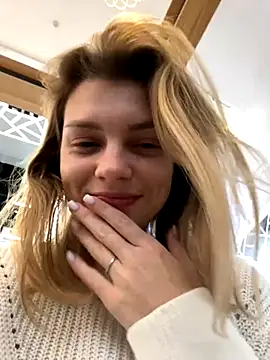 ValenciaShock online show from October 8, 7:02 am