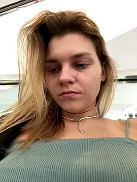 ValenciaShock online show from September 10, 7:30 am