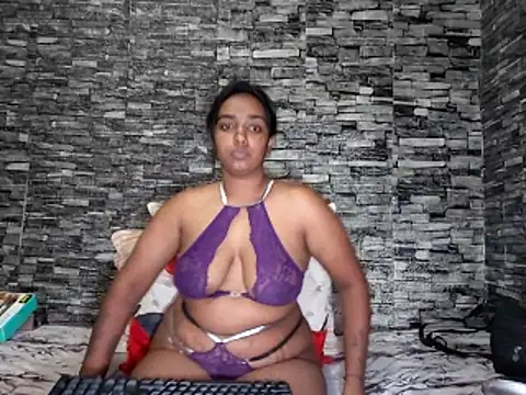 Xindias fantasyX online show from May 28, 6:50 pm