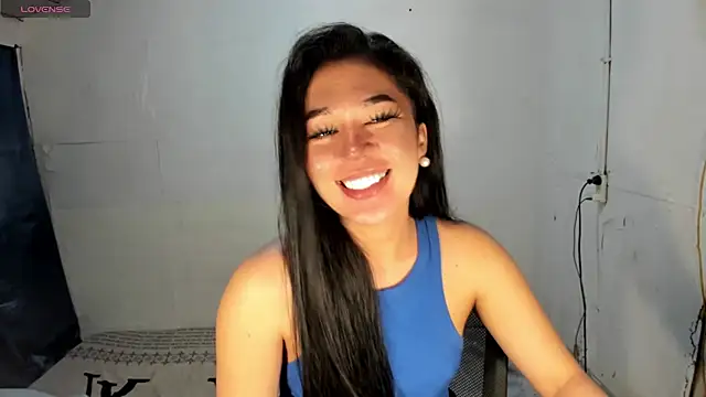 Danni Danielss online show from March 22, 10:49 pm